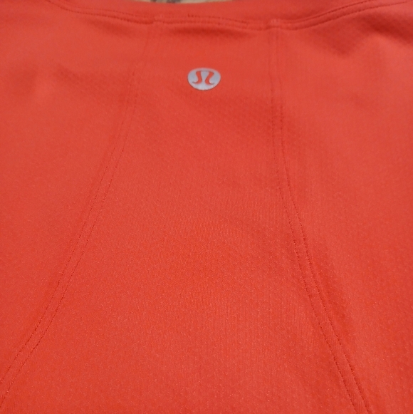 Lululemon Red Cropped Sweatshirt - Picture 2 of 8